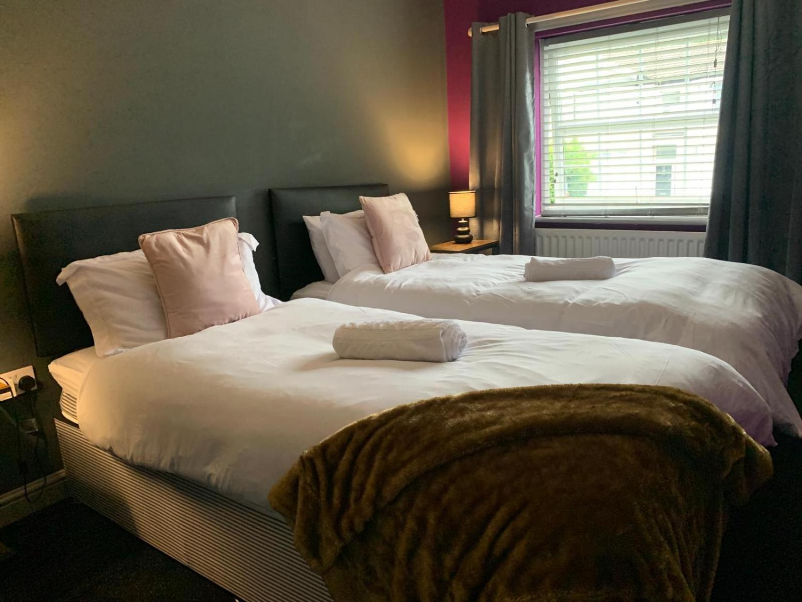Liverpool City Centre Apartment Sleeps 4, Free Parking 外观 照片